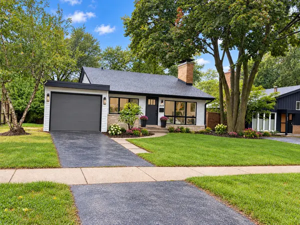 2658 Crawford AVE, Evanston, IL 60201