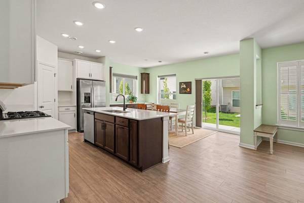 1174 150th ST W, Rosemount, MN 55068