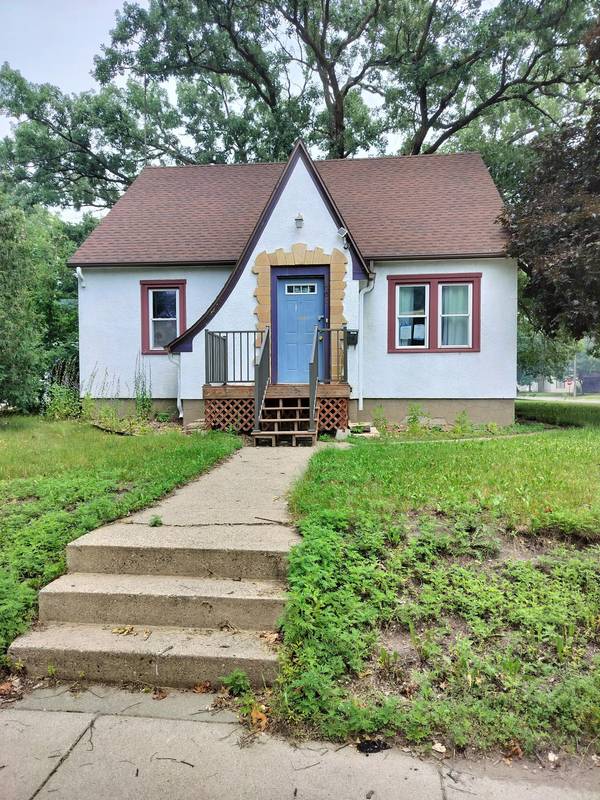 1002 10th AVE N, Saint Cloud, MN 56303