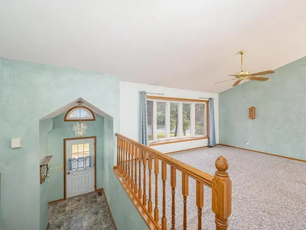 2613 Kennelly PL, Burnsville, MN 55337