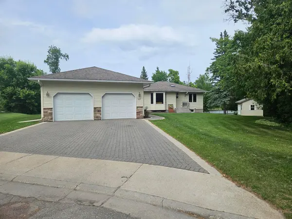 1217 Taft ST E, Thief River Falls, MN 56701