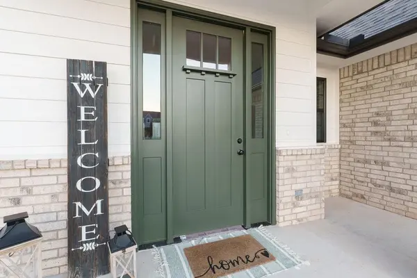 1804 Larkin LN, Shawnee, OK 74804