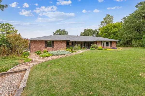 4109 Sooner CT, Edmond, OK 73034
