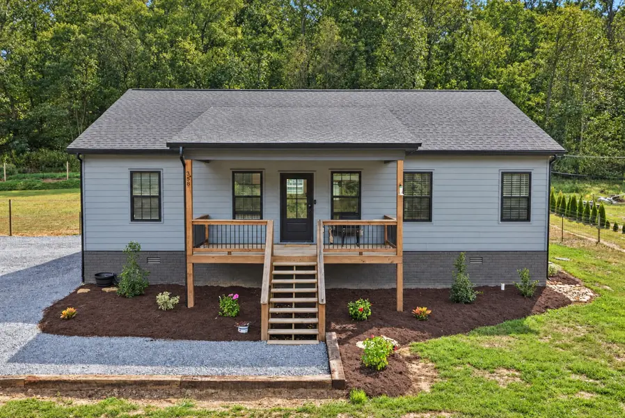 358 Beech Hill Ln, Hartsville, TN 37074