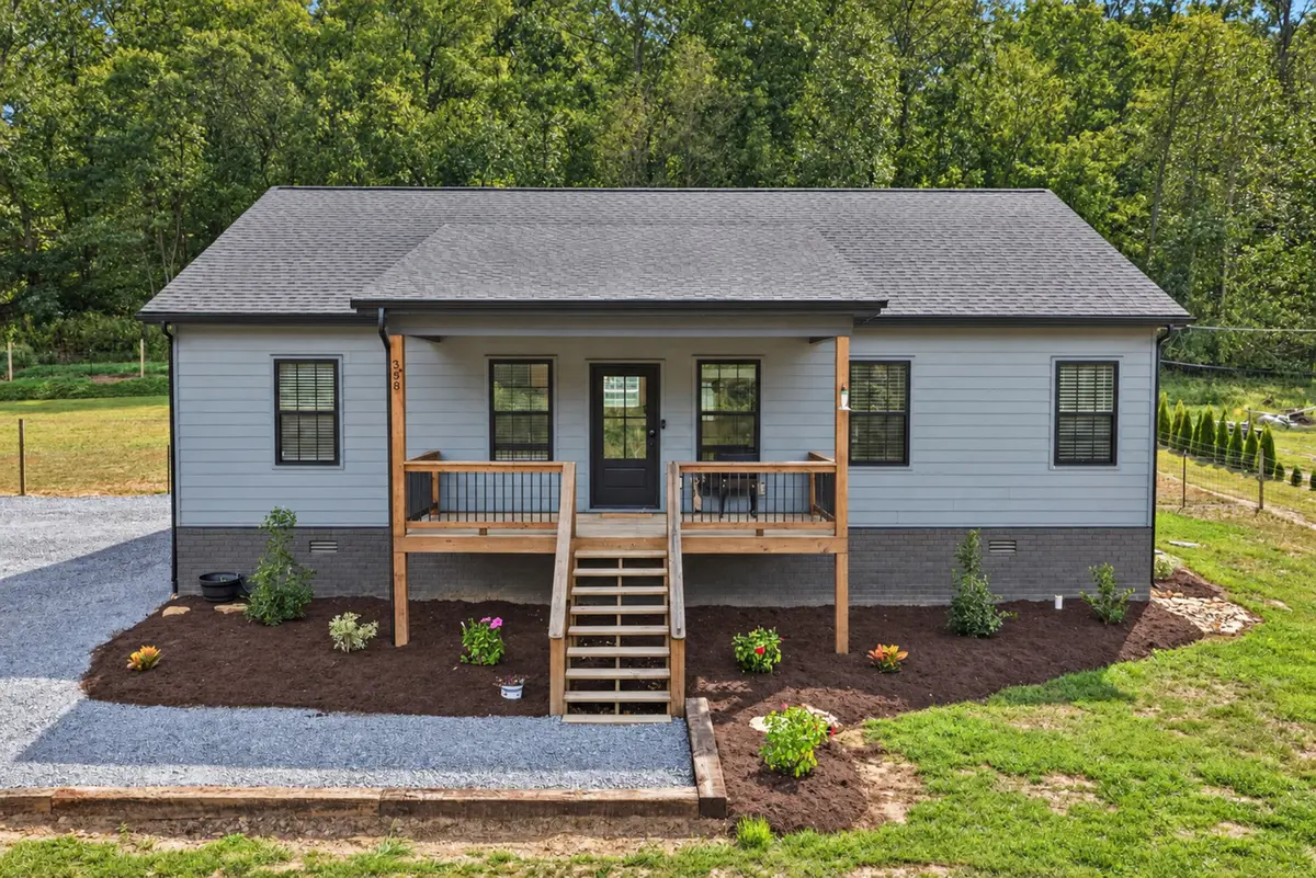 358 Beech Hill Ln, Hartsville, TN 37074