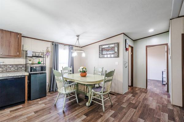 367 Margarita DR, Dale, TX 78616