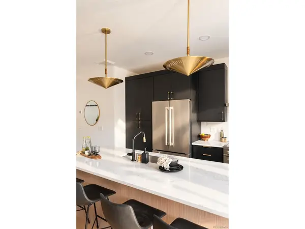 800 Dahlia, Denver, CO 80220