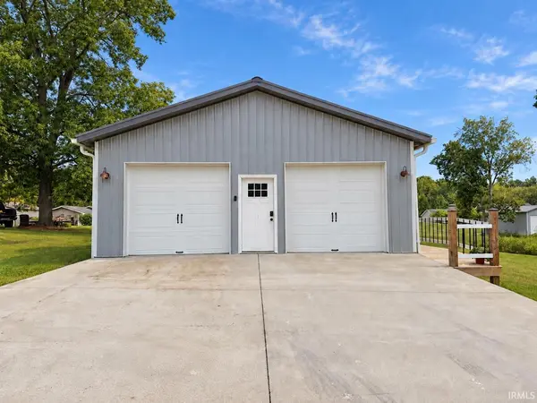 55 Tulip LN, Springville, IN 47462