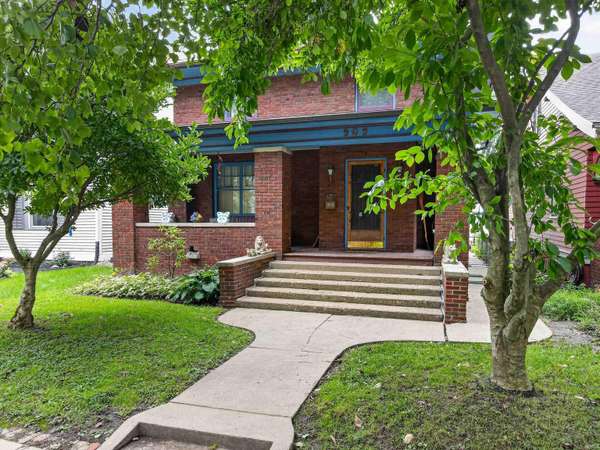 909 W Wildwood AVE, Fort Wayne, IN 46807