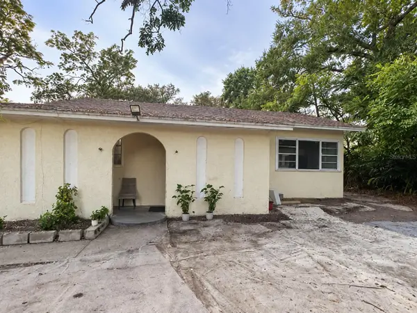 322 N WEKIWA SPRINGS RD, Apopka, FL 32703