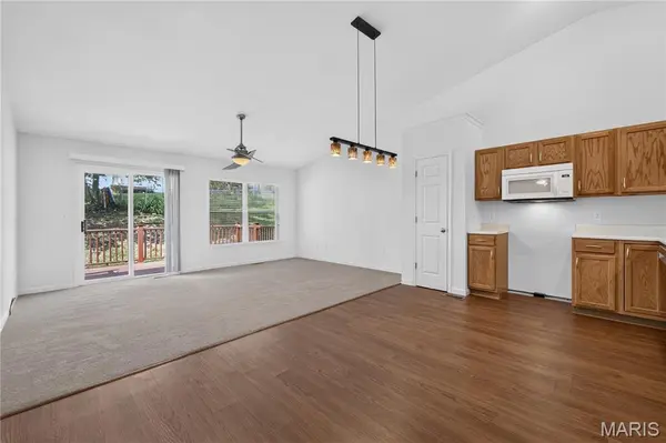 524 Pacific Estates DR, Pacific, MO 63069