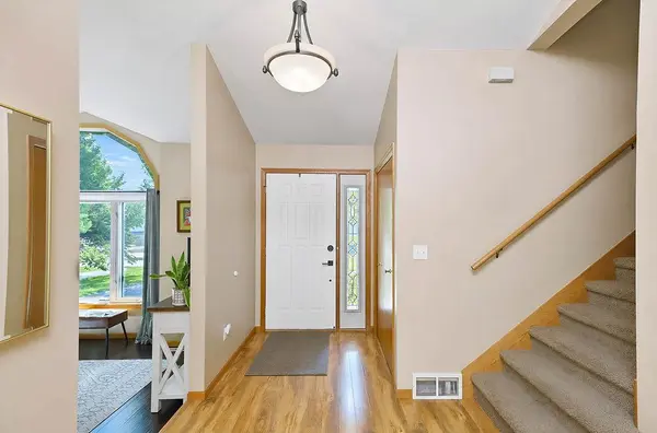 3101 37 1/2 AVE S, Fargo, ND 58104