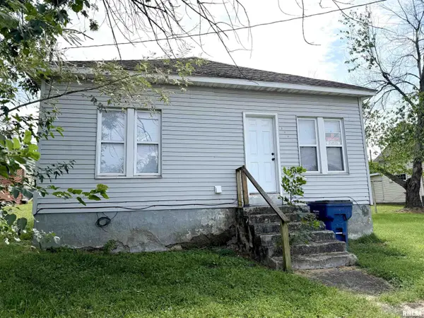 1506 E MAIN ST, West Frankfort, IL 62896