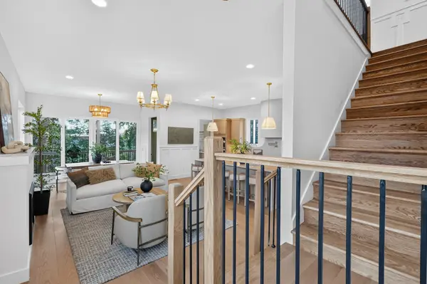 629A Claridge Dr, Nashville, TN 37214
