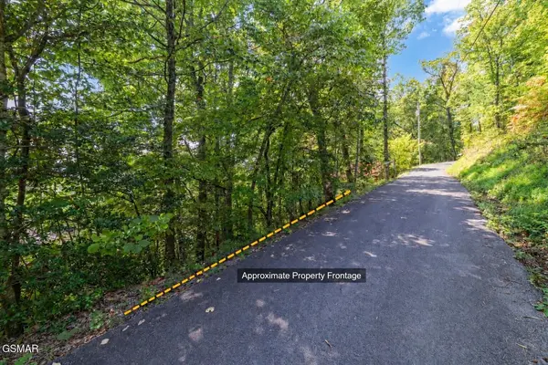 1016 Vista Drive, Gatlinburg, TN 37738