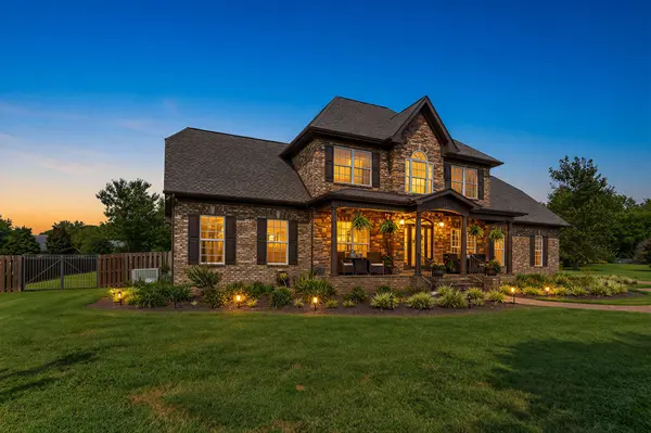 728 Furman Dr, Murfreesboro, TN 37129