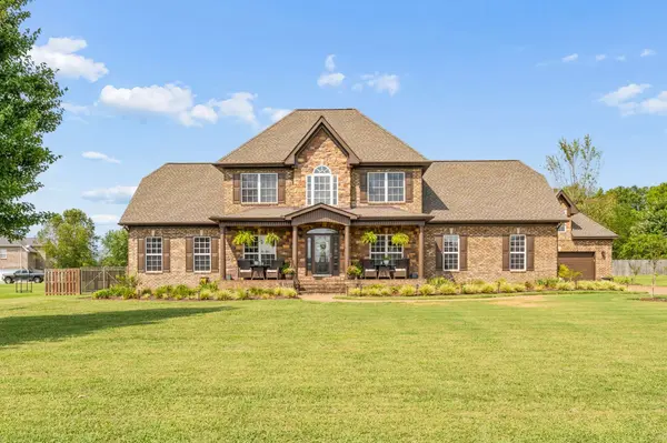 728 Furman Dr, Murfreesboro, TN 37129