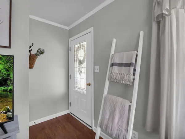 123 Strawberry DR, Inman, SC 29349