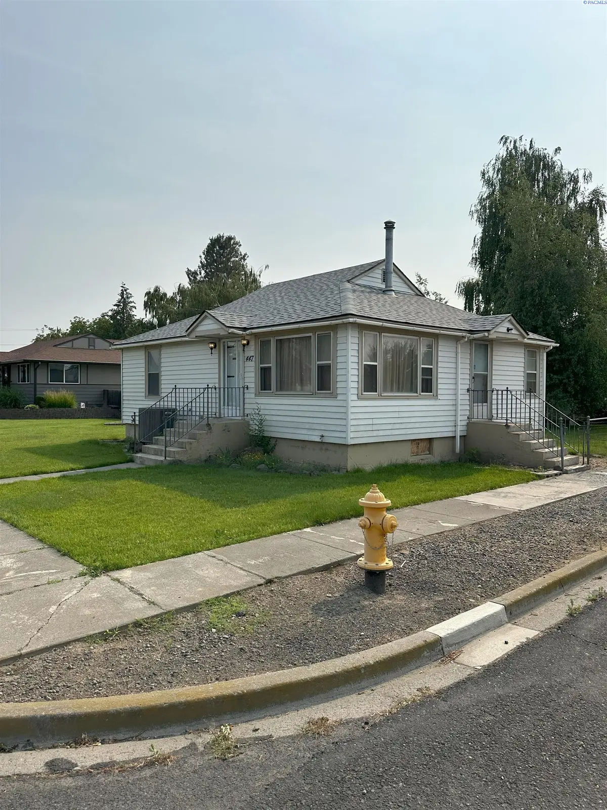 447 N Burke, Connell, WA 99326