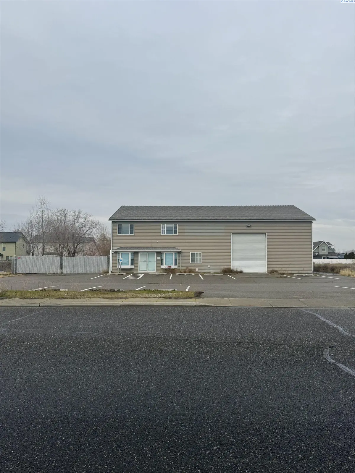 1310 Road 36, Pasco, WA 99301