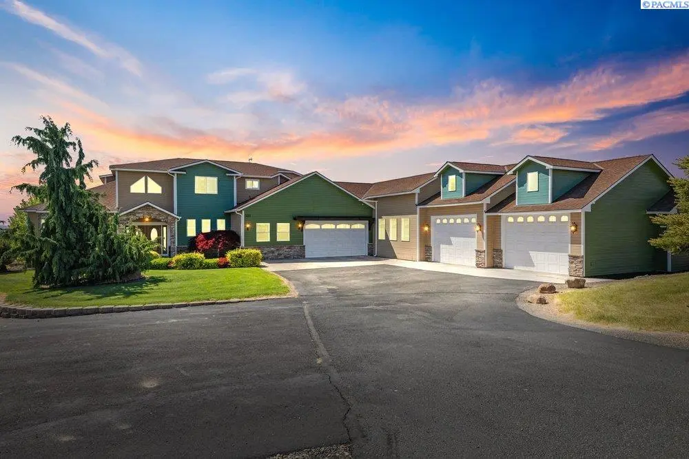 500 Saint Hilaire Rd, Yakima, WA 98901