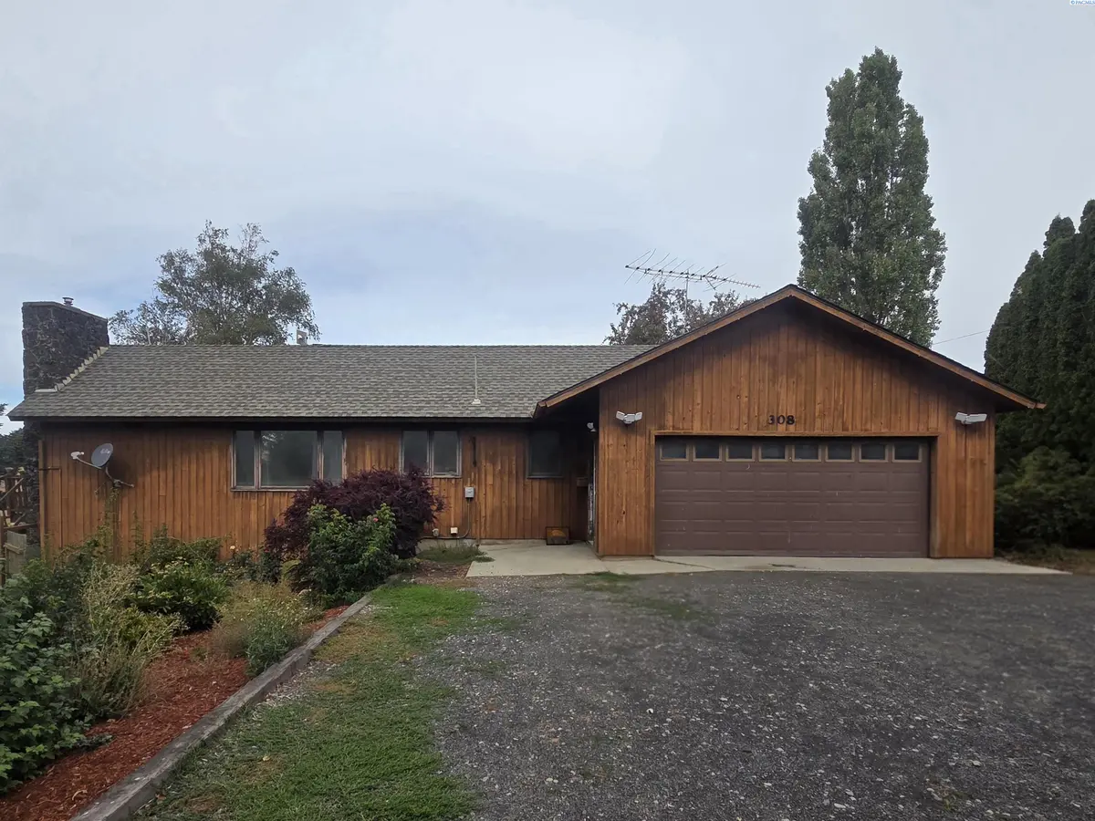 308 N Roberts, Oakesdale, WA 99158