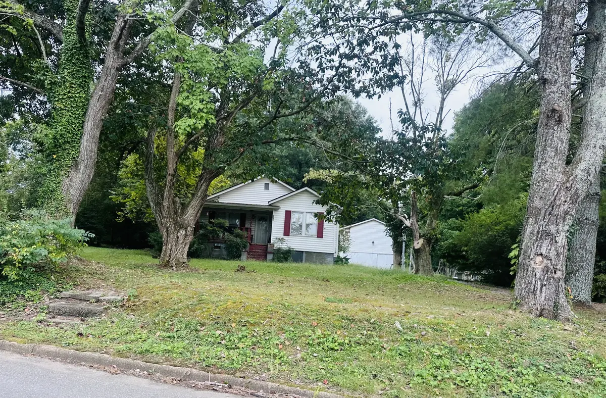 313 Oak Street, Athens, TN 37303
