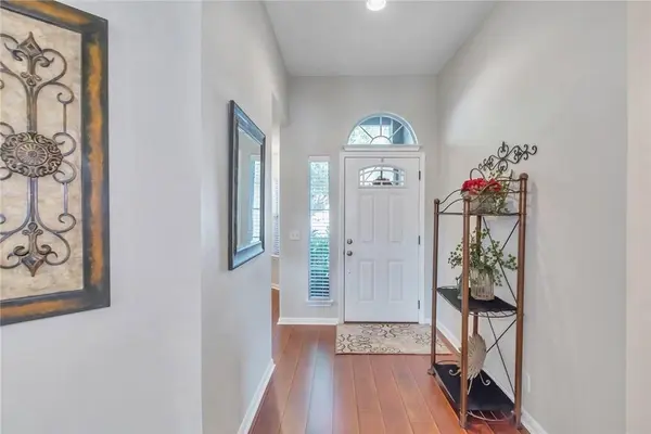 310 Stewart DR, Hutto, TX 78634
