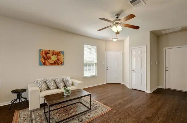 9201 Brodie LN #9402, Austin, TX 78748