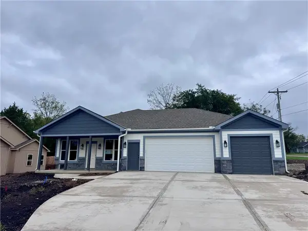 8675 Eagle Creek DR, De Soto, KS 66018