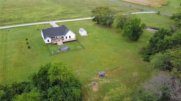 1003 SE 750TH RD RD, Windsor, MO 65360
