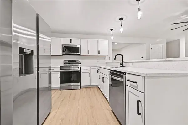 10004 Lydia AVE, Kansas City, MO 64131