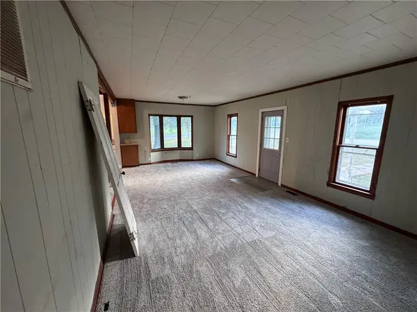 202 N Osage ST, Nortonville, KS 66060