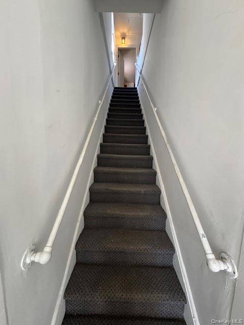 78 Main ST #Second Floor Front unit, Pine Bush, NY 12566