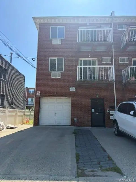 7128 66 ST, Middle Village, NY 11379