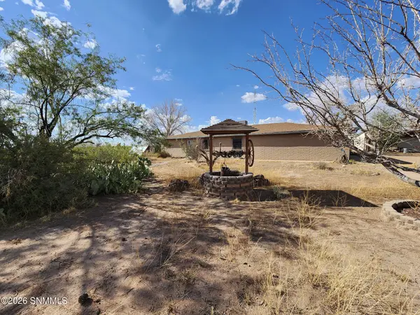 3155 SW Red Rooster LN, Deming, NM 88030