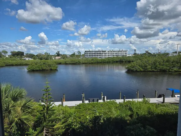 1401 S MCCALL RD #203, Englewood, FL 34223