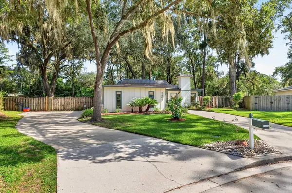 2809 NW 35TH PL, Gainesville, FL 32605