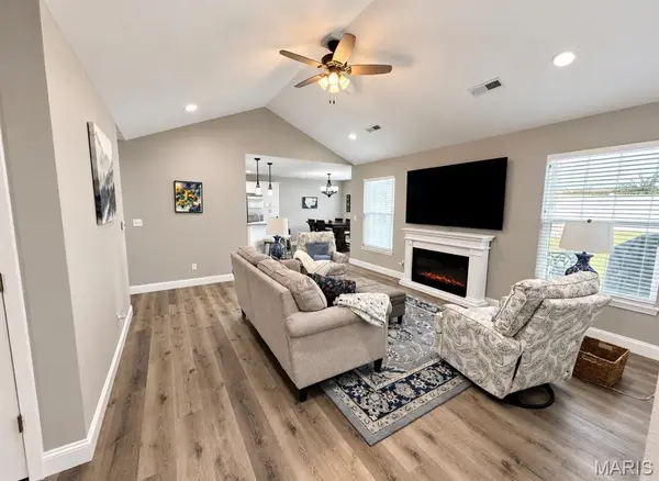 1041 Ivy Lane, Fredericktown, MO 63645