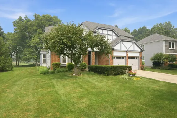 68 Chestnut TER, Buffalo Grove, IL 60089