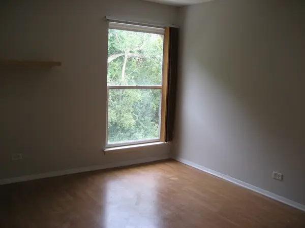 1980 Huntington BLVD, Hoffman Estates, IL 60169