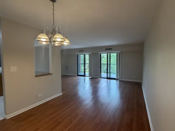1415 E Central RD #318C, Arlington Heights, IL 60005