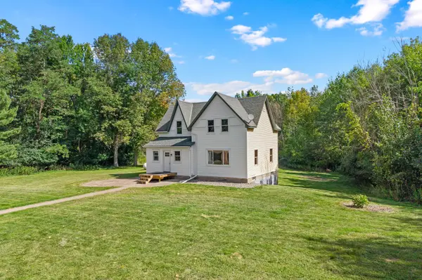 1052 Grand ST, Ogilvie, MN 56358