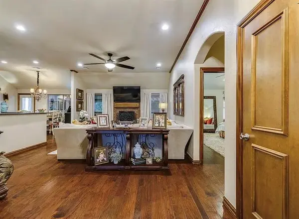 2213 Cedar Pointe CT, Edmond, OK 73003