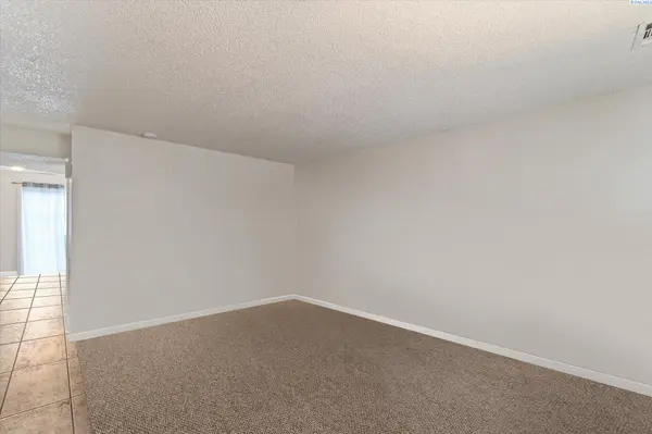 2313 W Sylvester St #C8, Pasco, WA 99301