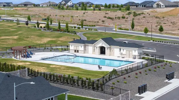 670 Cortona #39, Richland, WA 99352