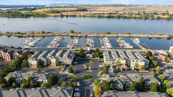 386 Columbia Point Drive #202, Richland, WA 99352