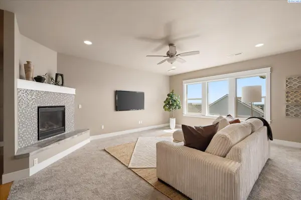 4009 S Kellogg St., Kennewick, WA 99338