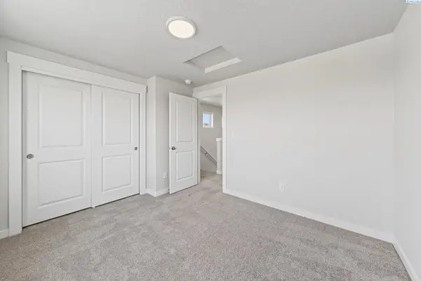 362 Aeon Ave, Prosser, WA 99350