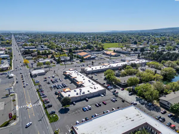 5215 W Clearwater Avenue #244, Kennewick, WA 99336